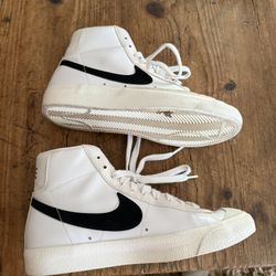 Nike High Tops Size 6.5