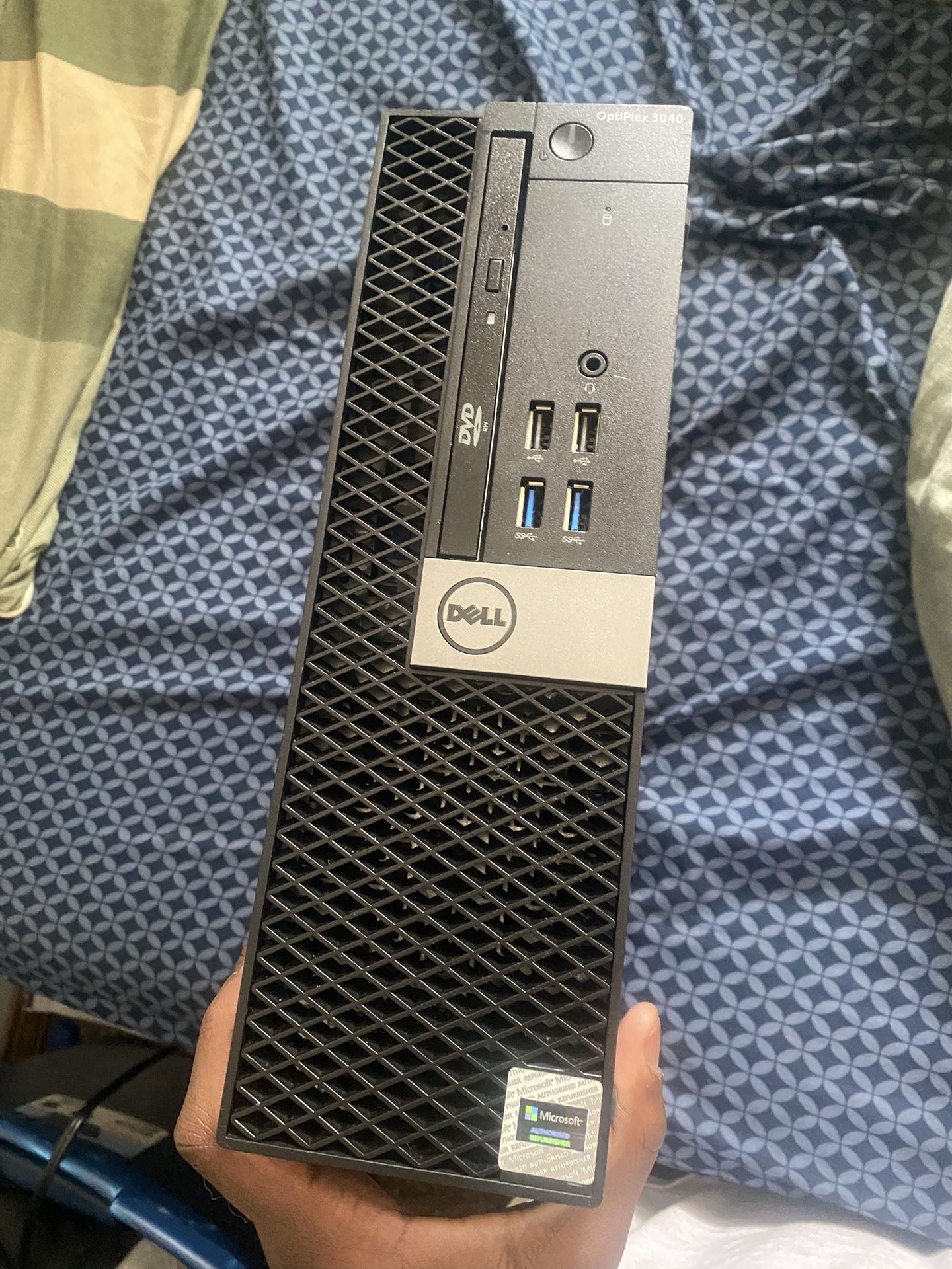 BRAND NEW DELL PC