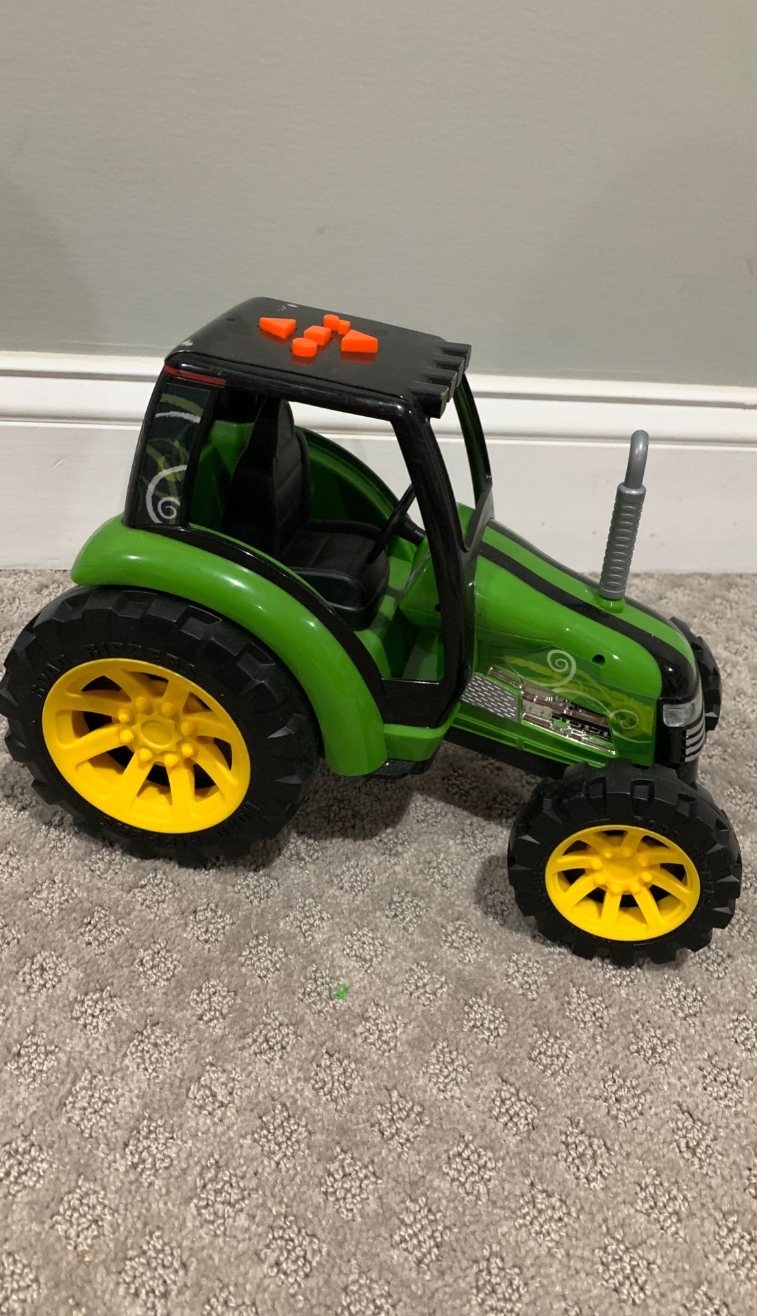 Kids toy car/ tractor