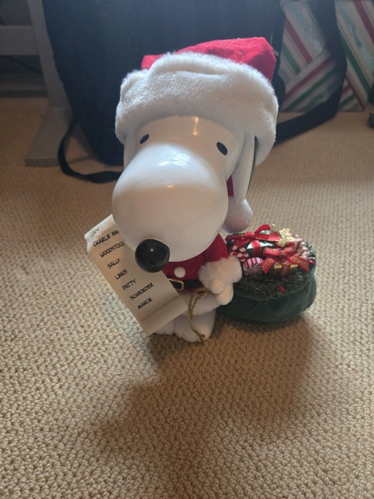 Department 56 Santa Snoopy Figurine