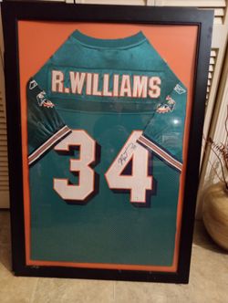 Ricky Williams Sign Frame Jersey