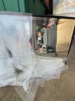 Pottery Barn, mirror, Black, 42”x30”