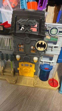 Batman  houses