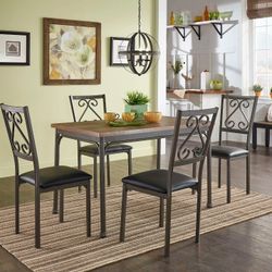 Kitchen Table And Chairs 