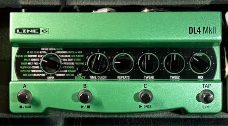 Delay looper pedal line6 DL4 mk2