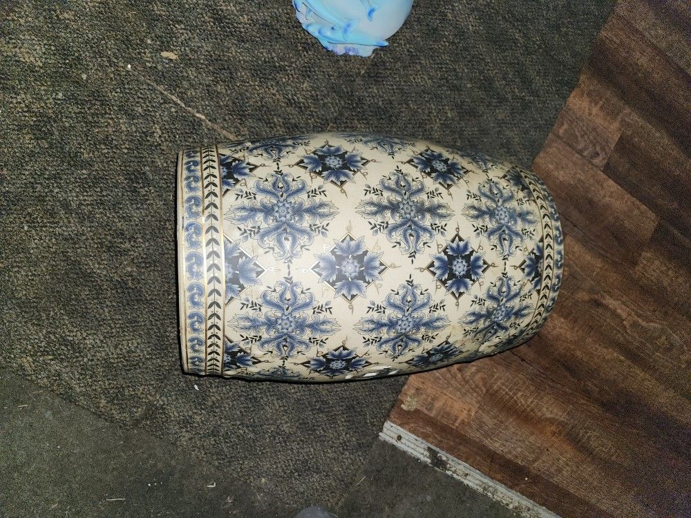 Vintage Chinesse White And Blue Garden Stool8
