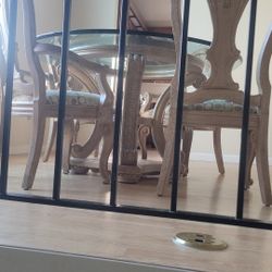 ANTIQUE GLASS TOP TABLE 4 CHAIRS