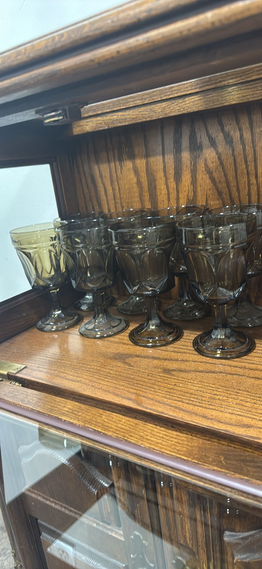 Black/gray Goblets 