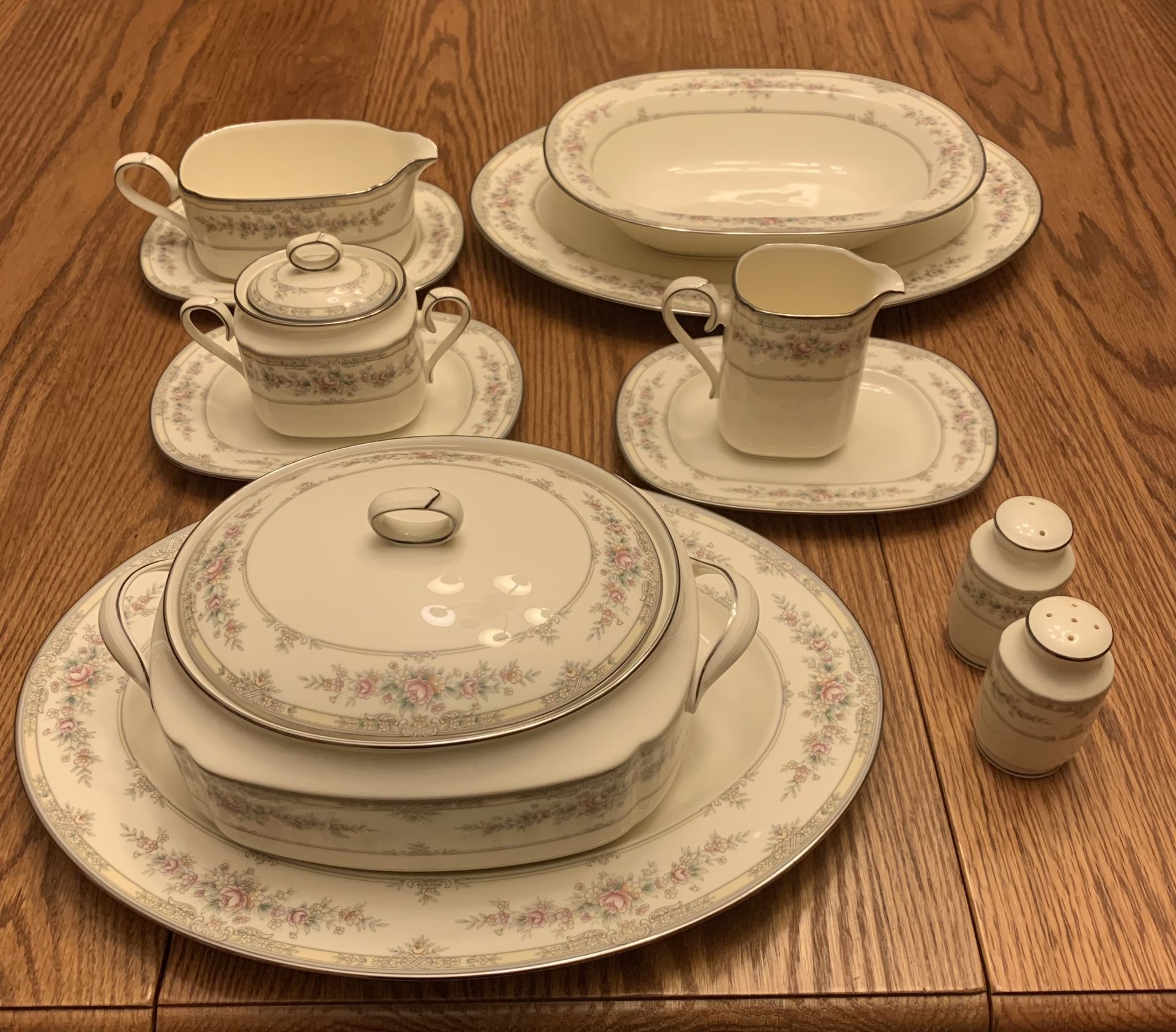 China Dinnerware, Serving/hostess Set, Noritake “Shenandoah”