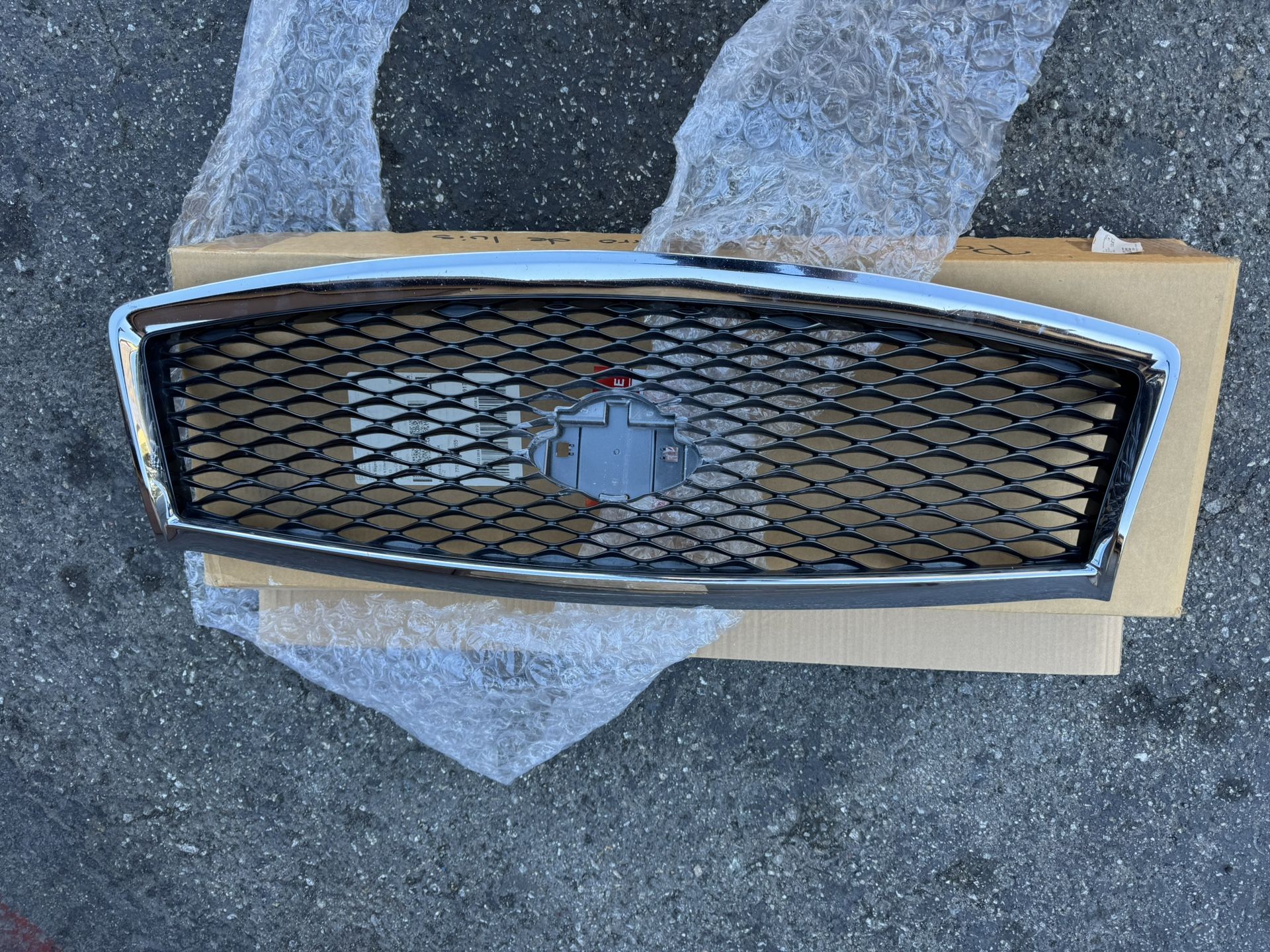 OEM Q50 GRILL