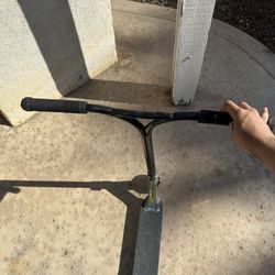 Lucky pro scooter (pick up or drop off today!)