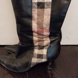 Burberry Boots 