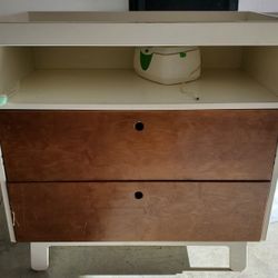 Changing Table With Drawers. 