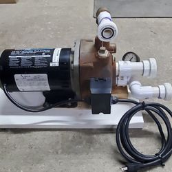 WAYNE CWS50-1/2 HP Cast Iron Convertible Jet Well Pump - Up to 408 Gallons Per Hour - Heavy Duty Jet Well Pump