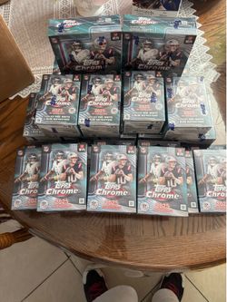BRAND NEW 2025 TOPPS CHROME FOOTBALL CARDS