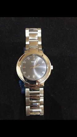 gucci watch
