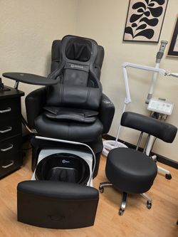 Non- Plumbing Pedi Spa Chair Avail as of August 10th