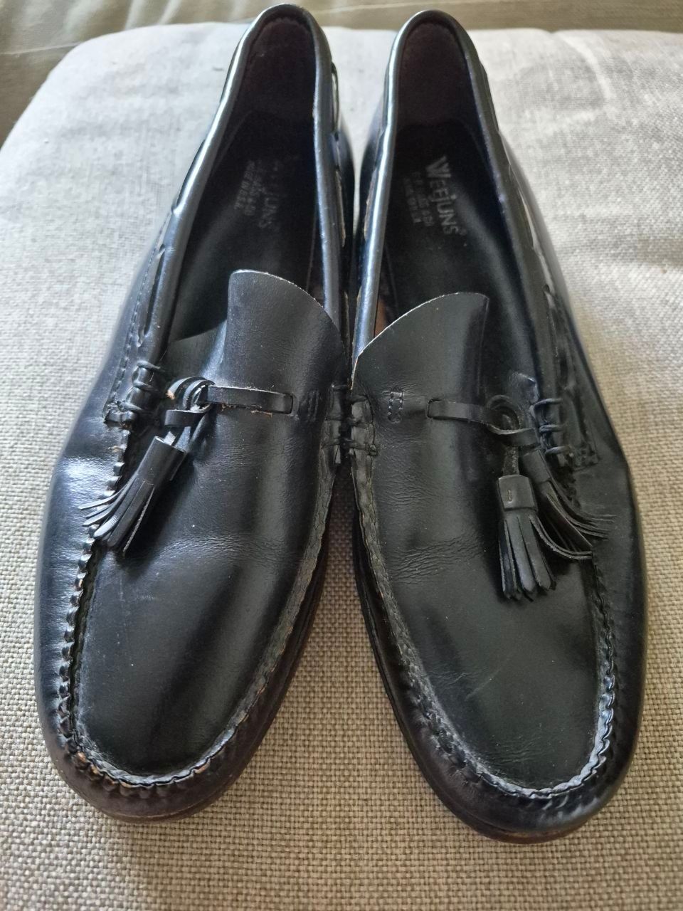 Vintage Black Weejuns G.H. Bass & Co Loafers