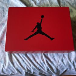 Jordan 6 Retro
