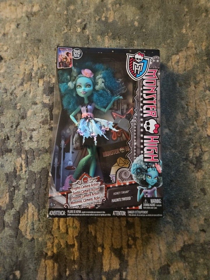 Monster High Honey Swamp Doll Frights Camera Action Hauntingly 2013 New In Box!