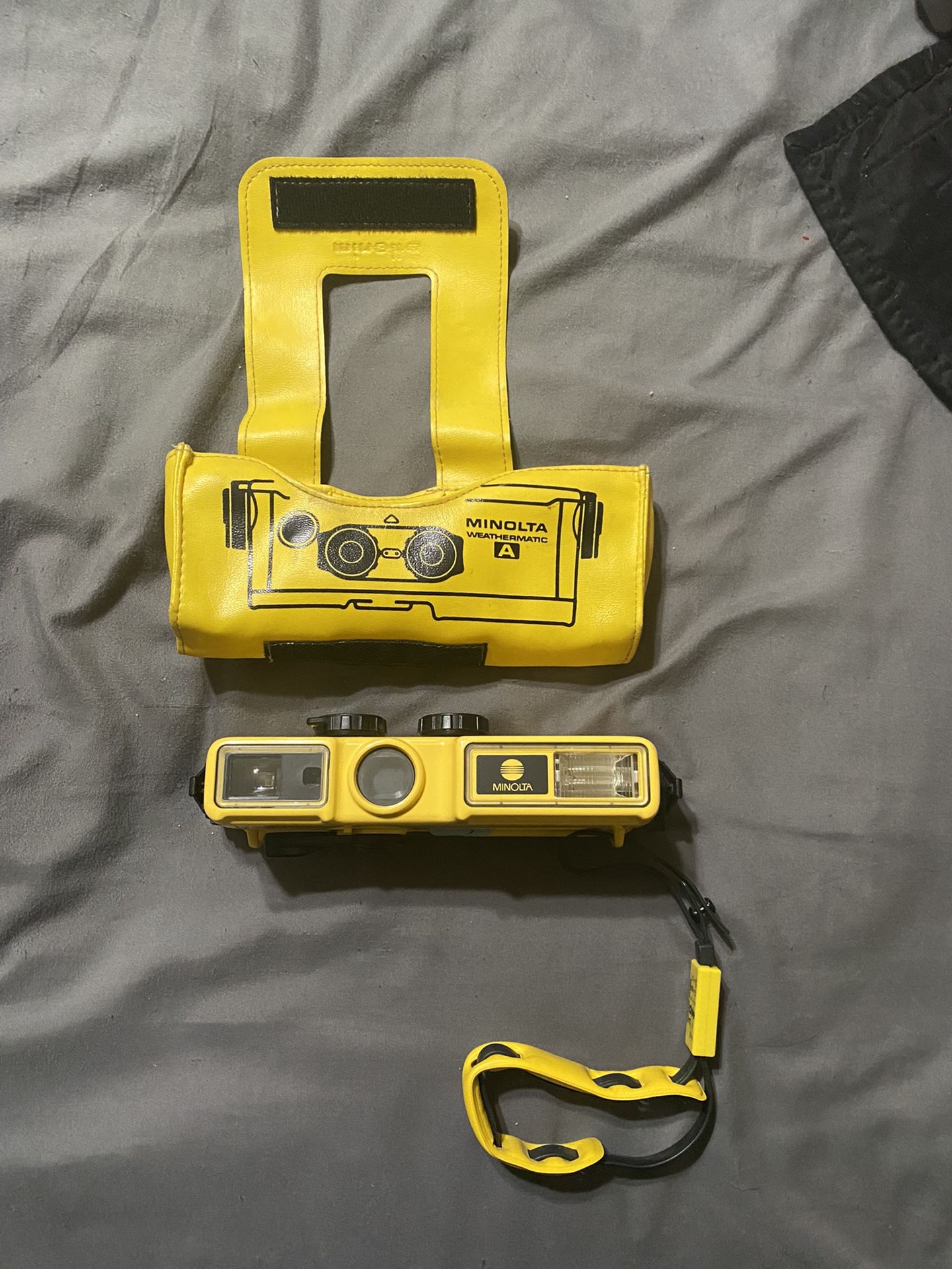 Minolta Weathermatic Under Water Camera