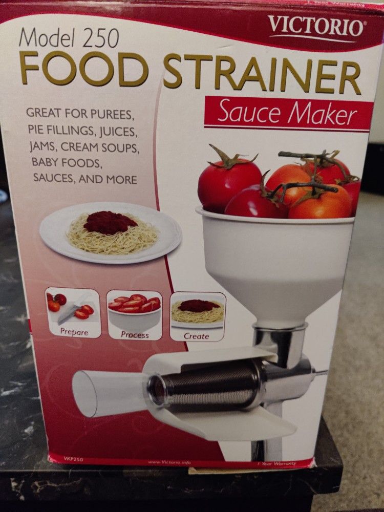 Food Strainer/Sauce Maker