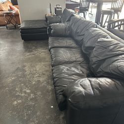 FREE COUCH