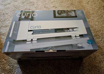 Silhouette Curio