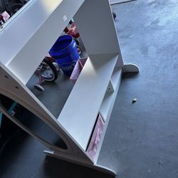 4ft Princess Rack With Pole And 2 Pink Drawers