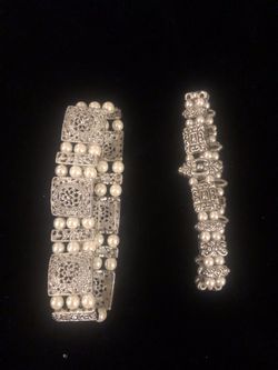 Faux Pearl & Silver Beaded bracelets