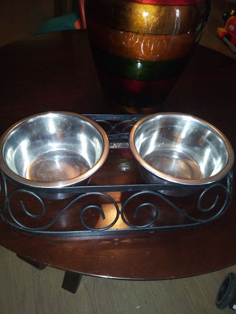 Pet dish $$$15