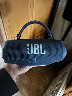 JBL charge 6