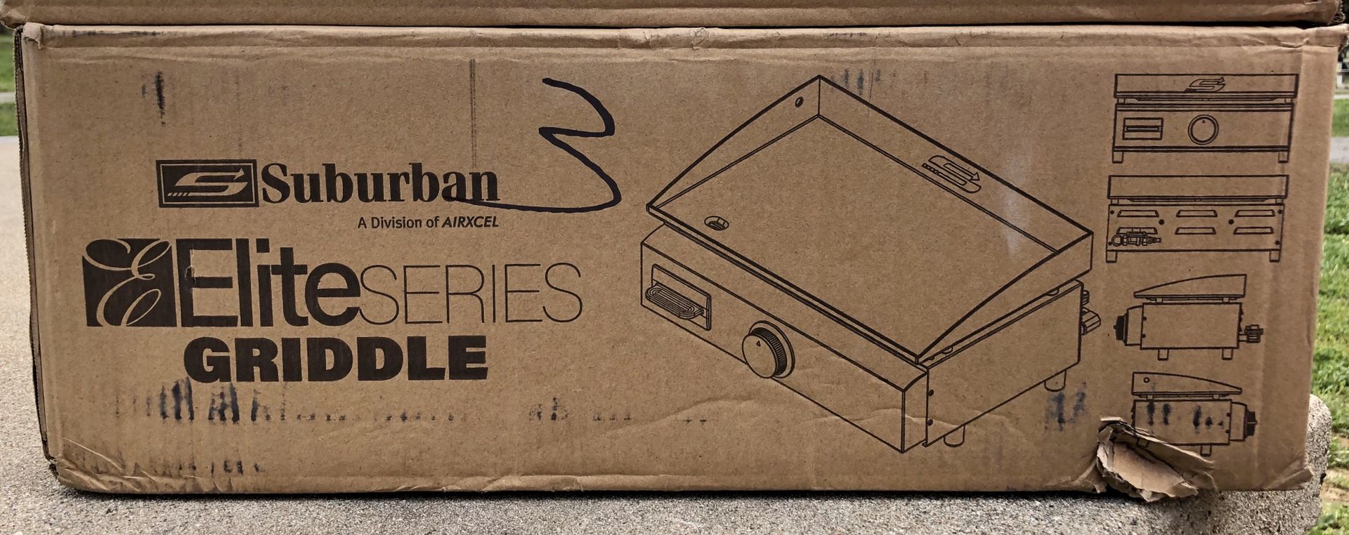 Suburban Elite Series 18” Griddle, with RV wall mount