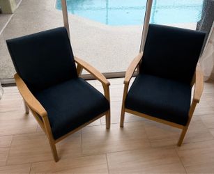 Mid-Century Modern Style Accent Chairs – Pair of Navy Brookside Lara Chairs