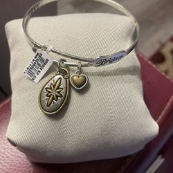 Brighton Exquisite Bangle Bracelet with Joy to the World Charm
