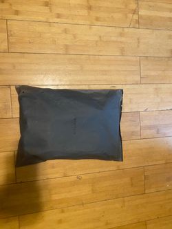 essential shorts size medium mens black