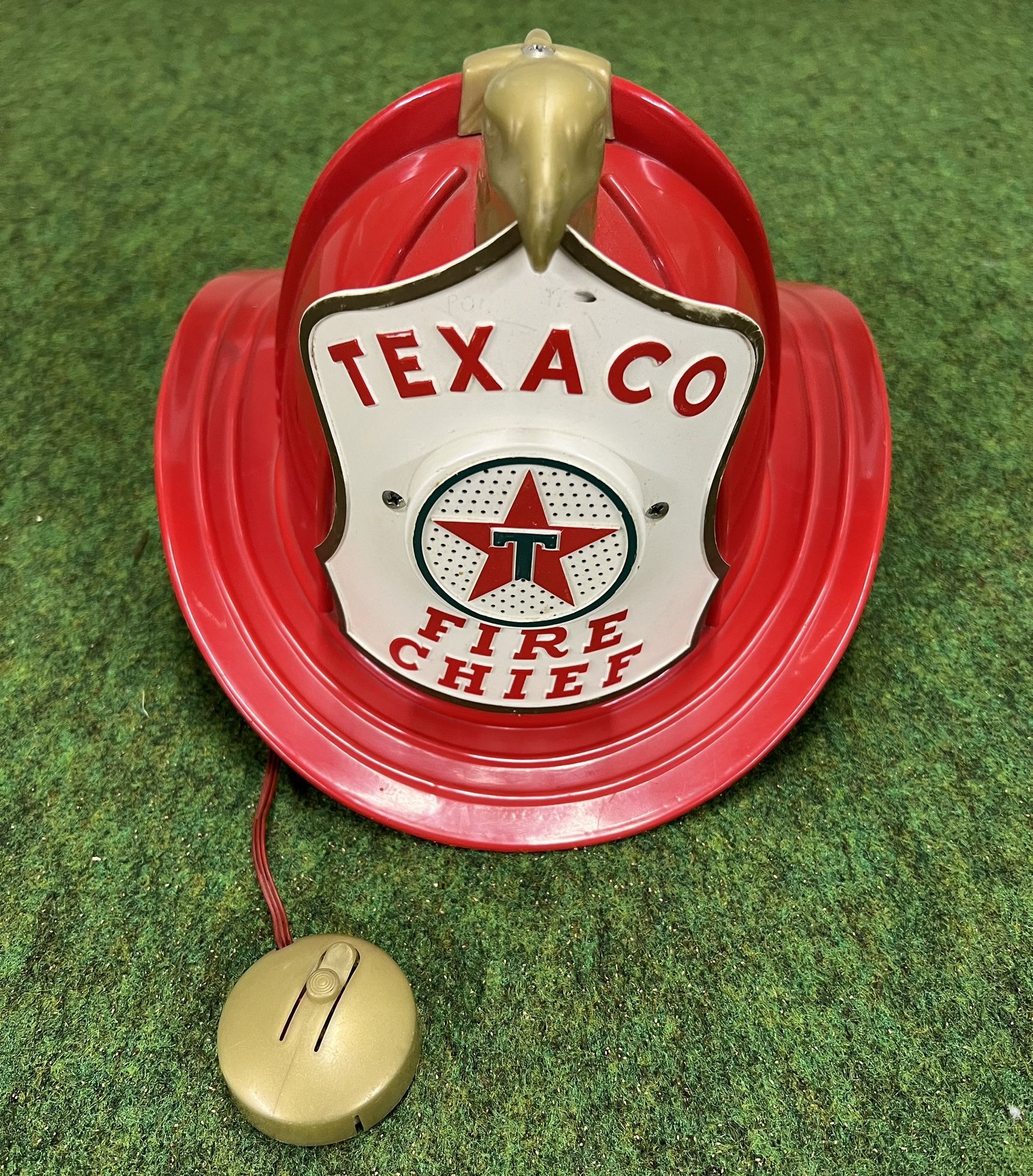 Vintage TEXACO 1960s Fire Chief Helmet
