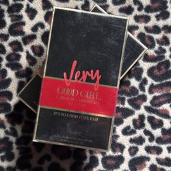 Very Good Girl Carolina Herrera Eau De Parfum - New (Sealed)