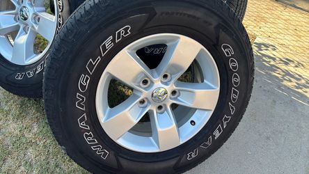 265-70-70 $350 y 245-50-20 $400