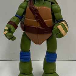 TMNT Teenage Mutant Ninja Turtles Leonardo Pet To Ninja Action Figure 2014