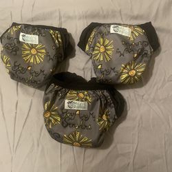 Nicki’s Diapers Training Pull Ups Size Small 