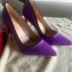 Purple Heel Size 9 (New)