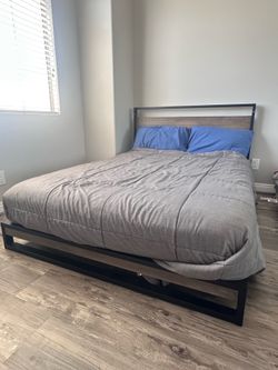 Full size bed