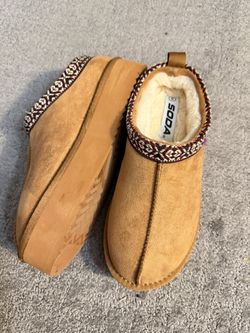 Uggs Soda Clogs Platform