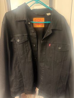 Men's Levi's denim jacket