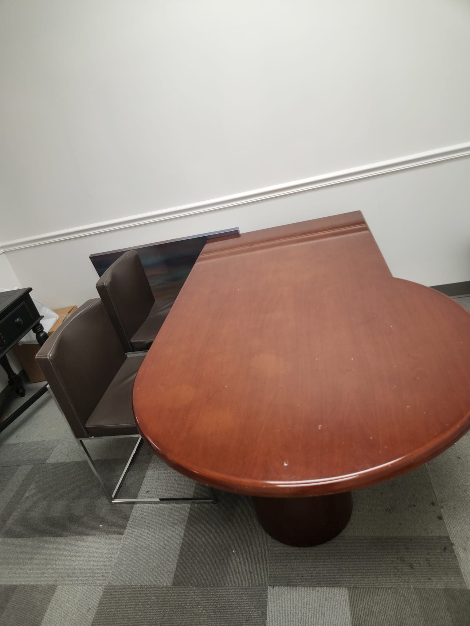 Office Furniture  Everything Must Go Make An Offer
