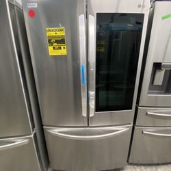 New LG Insta View French Door Refrigerator Ice Maker