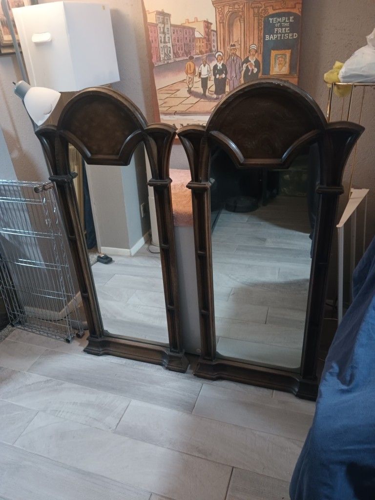 Santa Fe Family 2-piece Dresser Mirror Set Only 