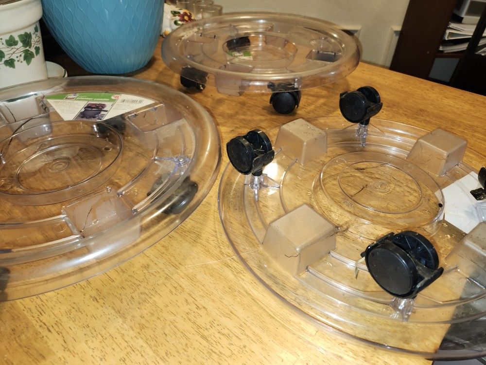 Plant Caddies w/wheels 14x14
