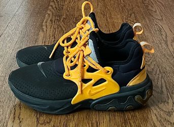 NIKE AIR TRAIL RUNNING SHOES